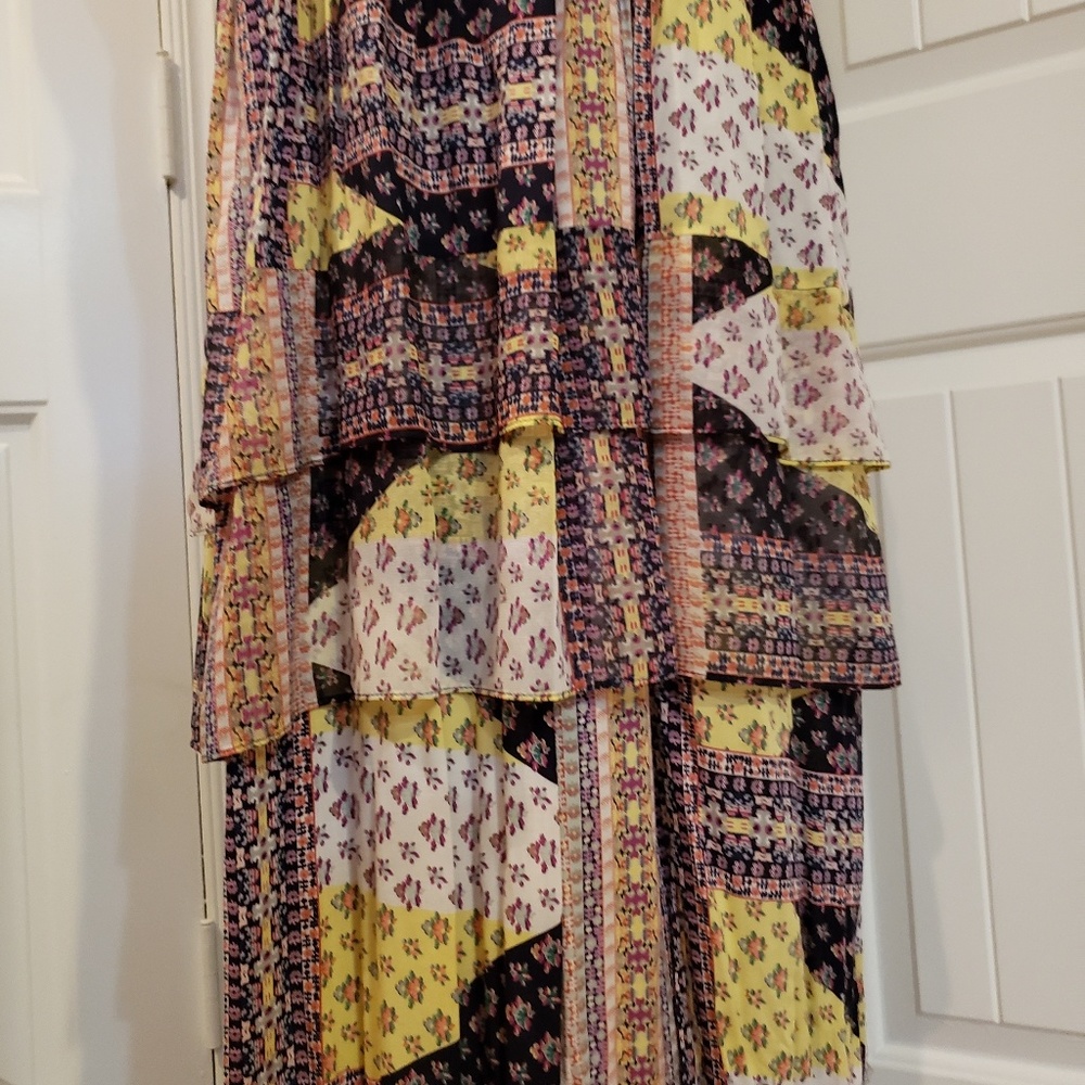 BCBG Multi Color Maxi - Picture 6 of 7